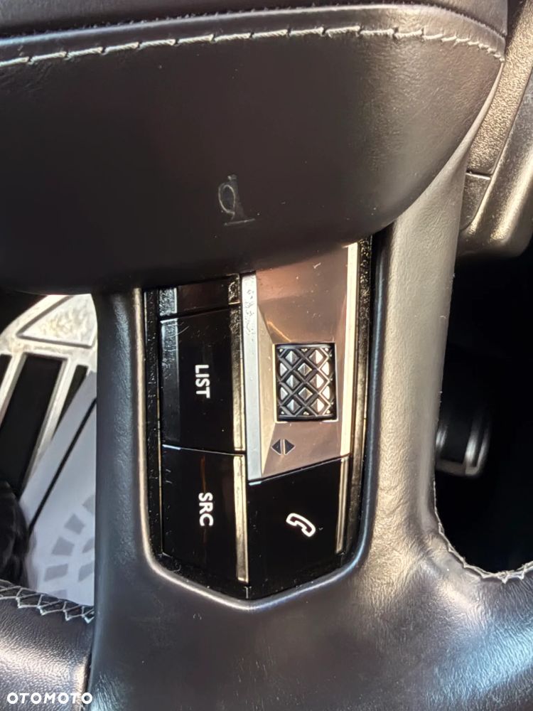 DS Automobiles DS 7 Crossback 2.0 BlueHDi Performance Line + - 19