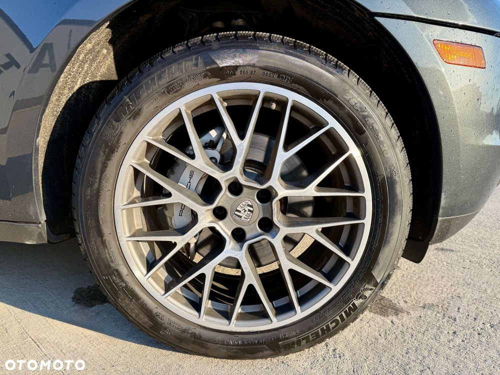Porsche Macan - 9