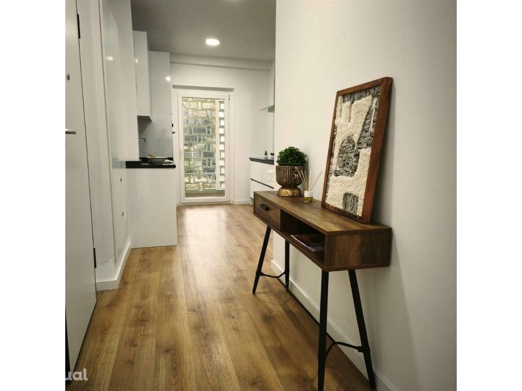 T3 Renovado em Benfica - Conforto, Modernidade e Localização Premium! - Grande imagem: 2/27