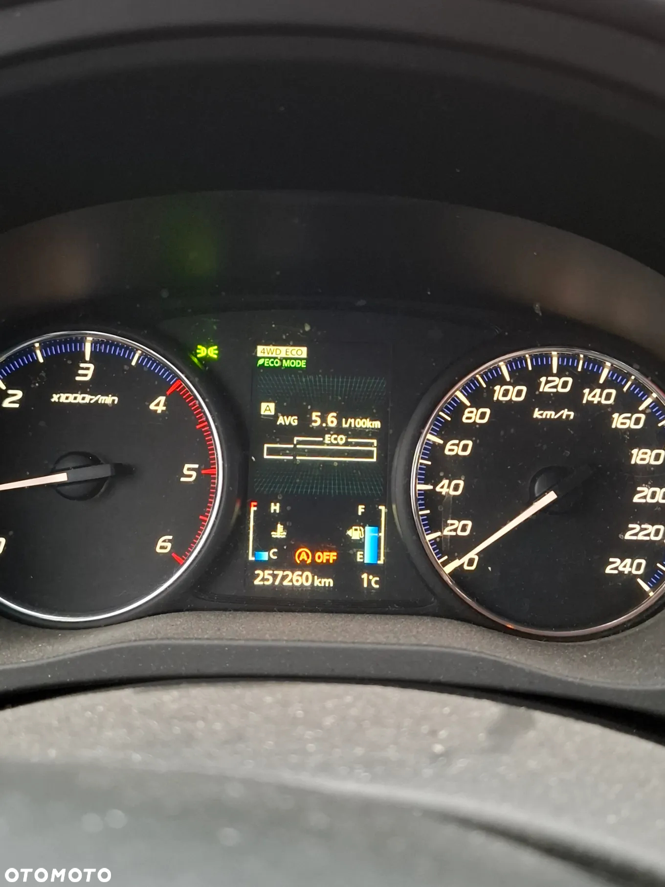 Mitsubishi Outlander - 18
