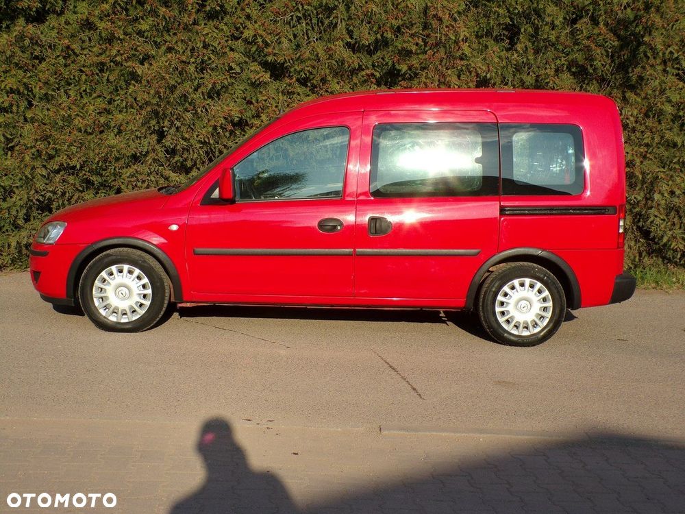 Opel Combo - 17
