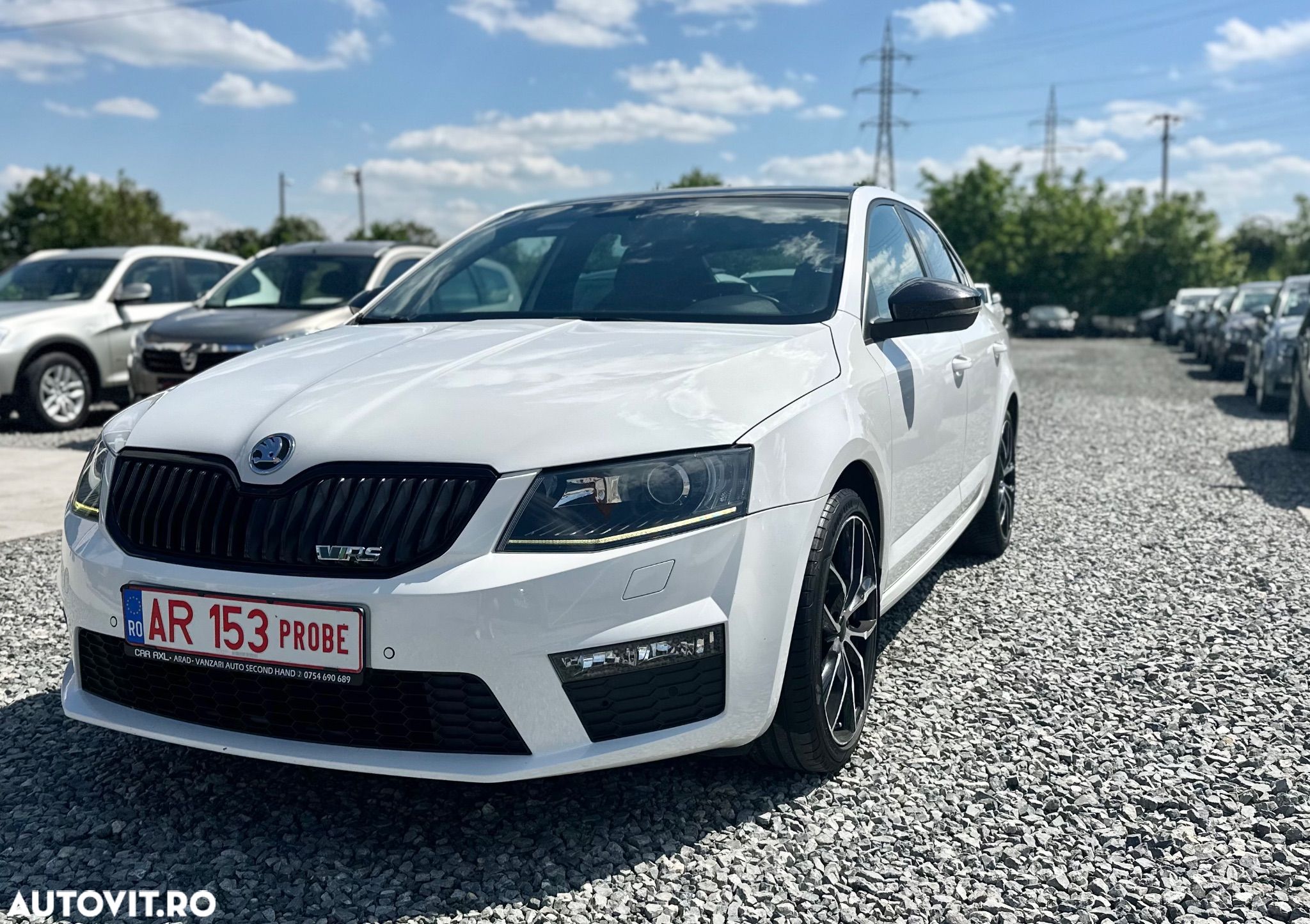 Skoda Octavia 2.0 TDI DSG RS - 1