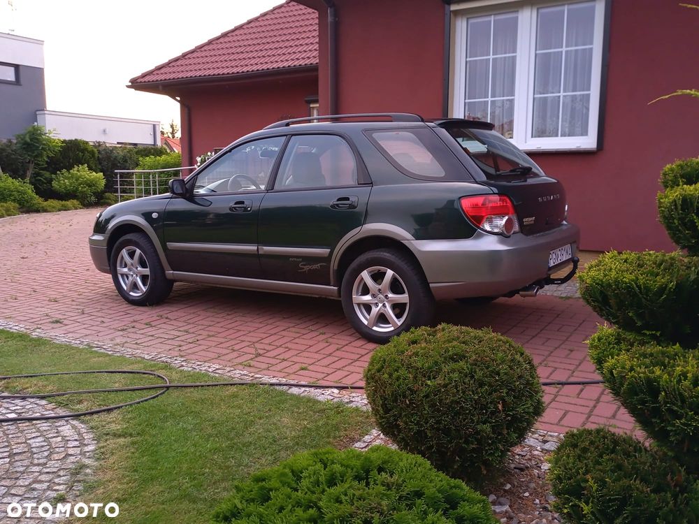 Subaru Impreza 2.0 Outback Sports - 2
