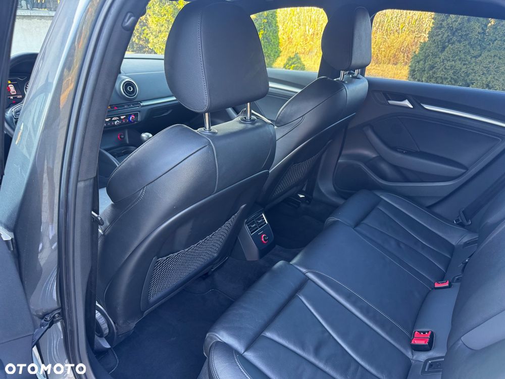 Audi A3 Sportback 2.0 TDI Ambition - 18
