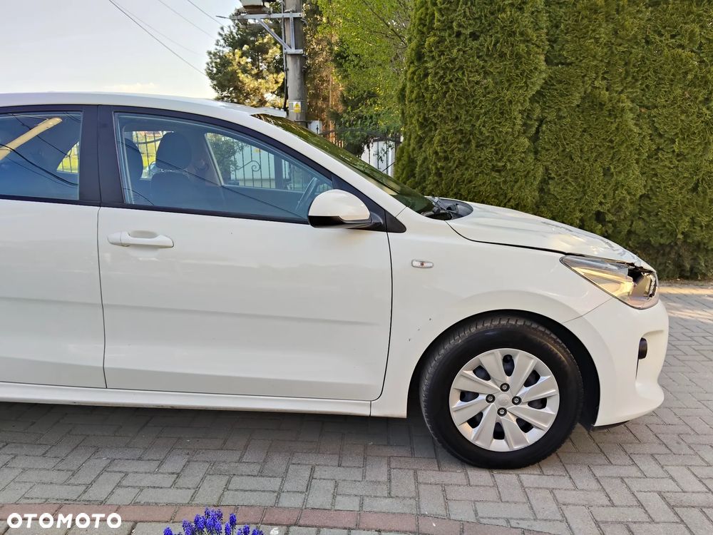 Kia Rio 1.2 Attract - 13