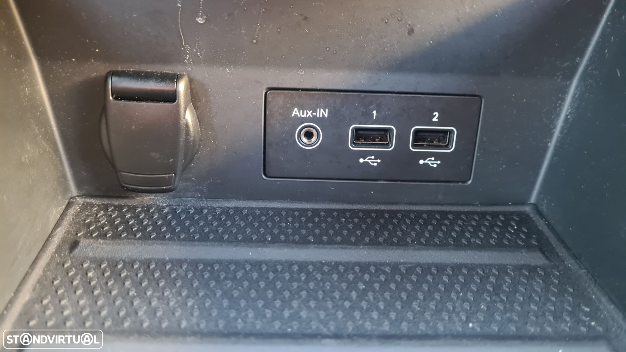 Renault Captur 1.6 E-Tech Plug-In Intens - 37