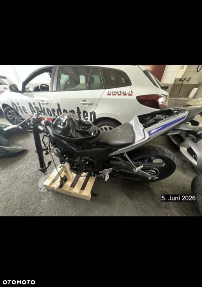 Yamaha YZR - 2