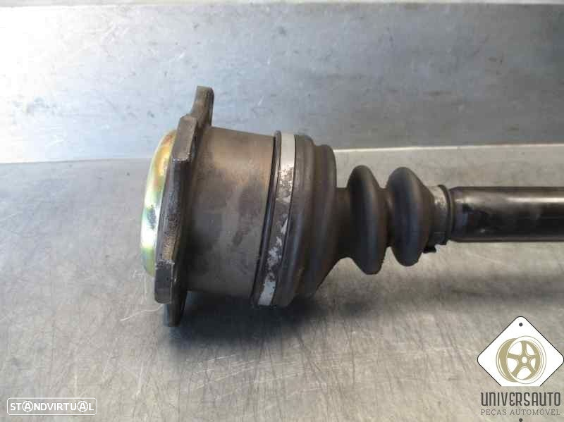 TRANSMISSÃO FRONTAL ESQUERDA AUDI A4 2001 - 8
