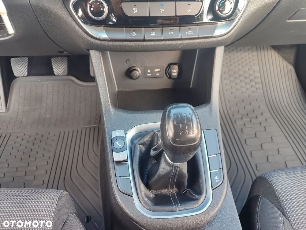 Hyundai i30 1.6 CRDi Comfort - 18