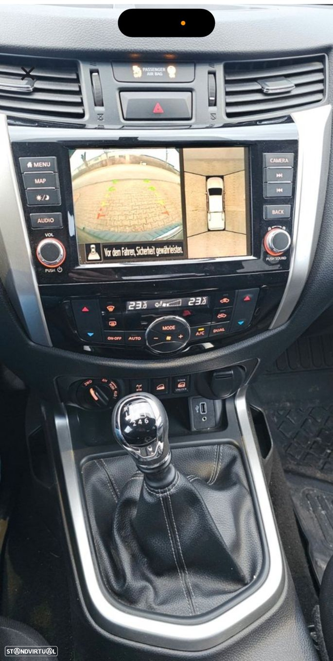 Nissan Navara DC N-Connecta - 13