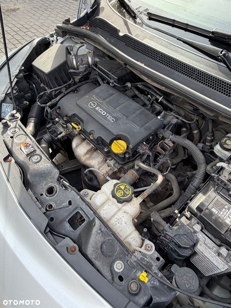 Opel Corsa - 12