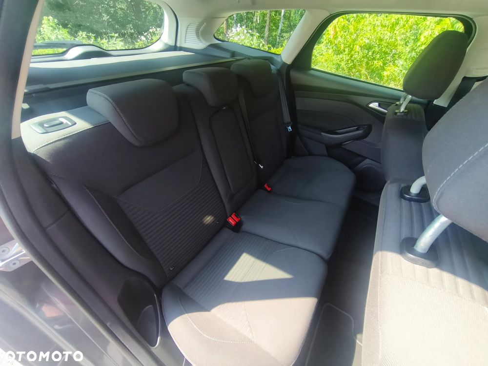 Ford Focus 1.0 EcoBoost Titanium ASS PowerShift - 24