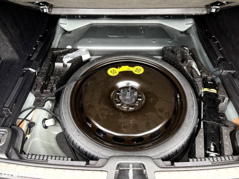 Volvo V60 B4 B Momentum Pro - 28