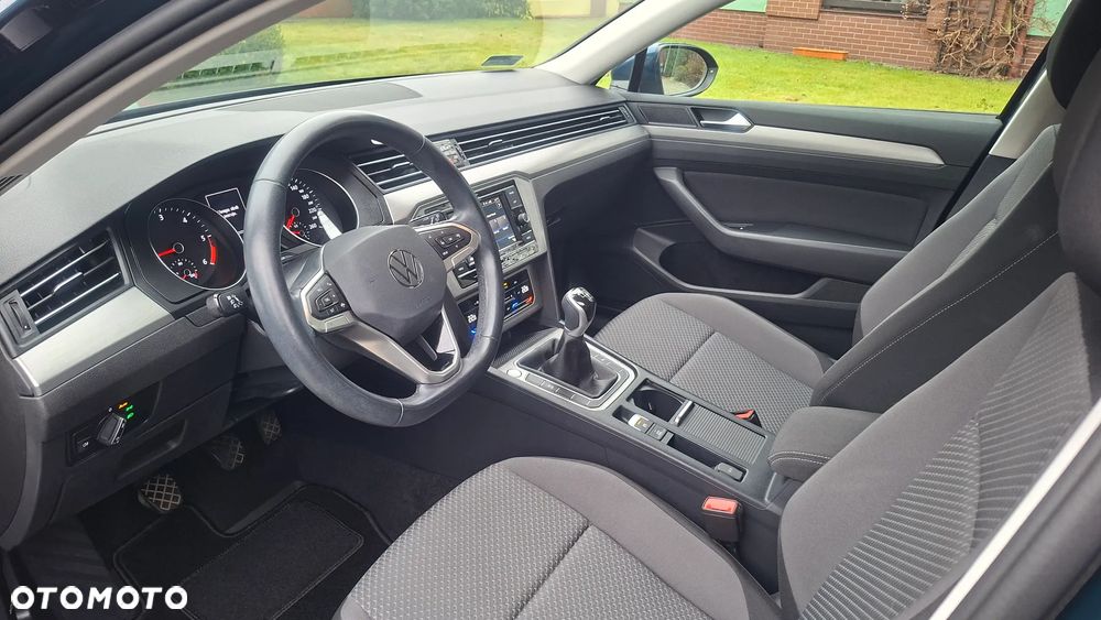 Volkswagen Passat 2.0 TDI EVO Essence - 10