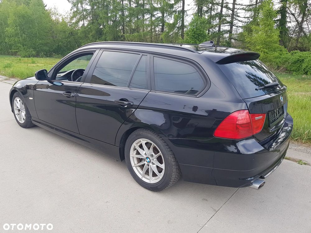 BMW Seria 3 320d Efficient Dynamics Edition - 5