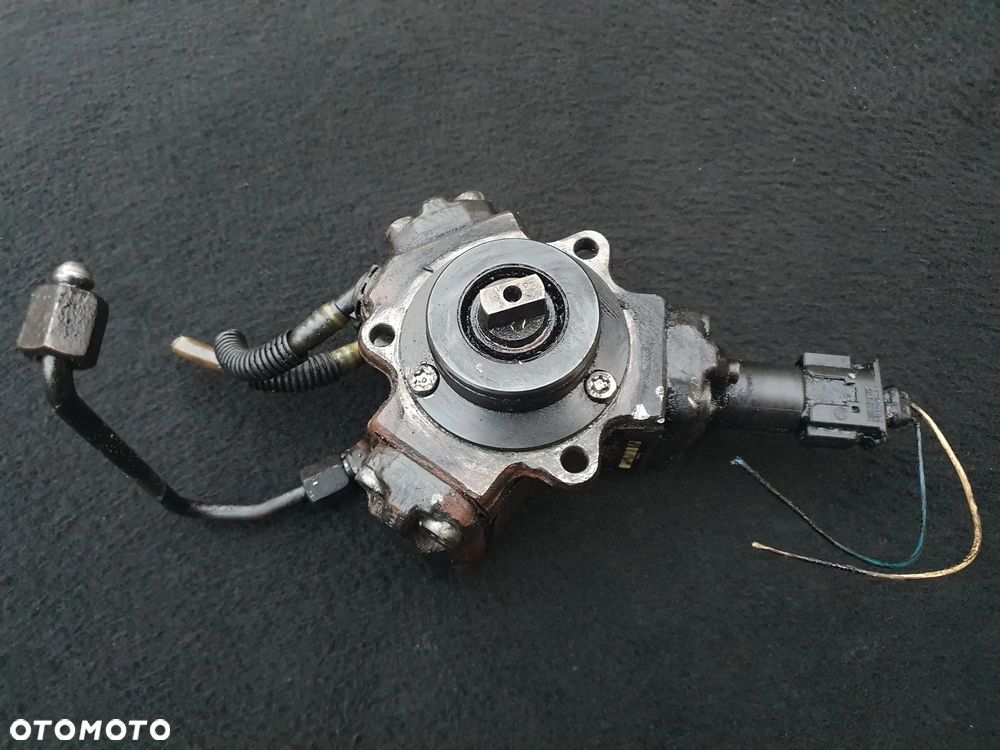 SMART FORTWO 0.8CDI 800 POMPA WTRYSKOWA 0986437019 BOSCH - 1