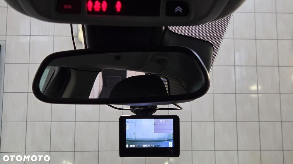 Citroën C3 Aircross 1.2 PureTech Shine S&S - 17