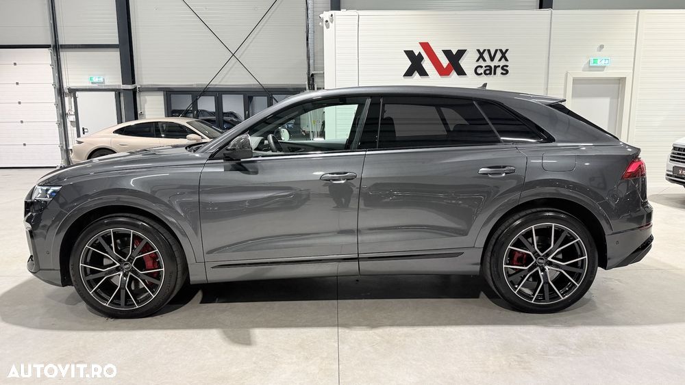 Audi Q8 55 TFSI e quattro Tiptronic PHEV - 12