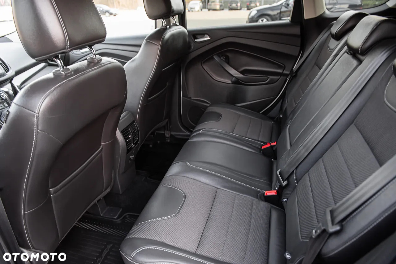 Ford Kuga 2.0 TDCi 4WD Titanium - 25