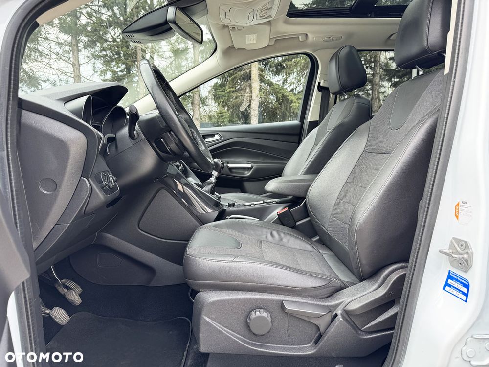 Ford Kuga 2.0 TDCi 4x4 Titanium - 18