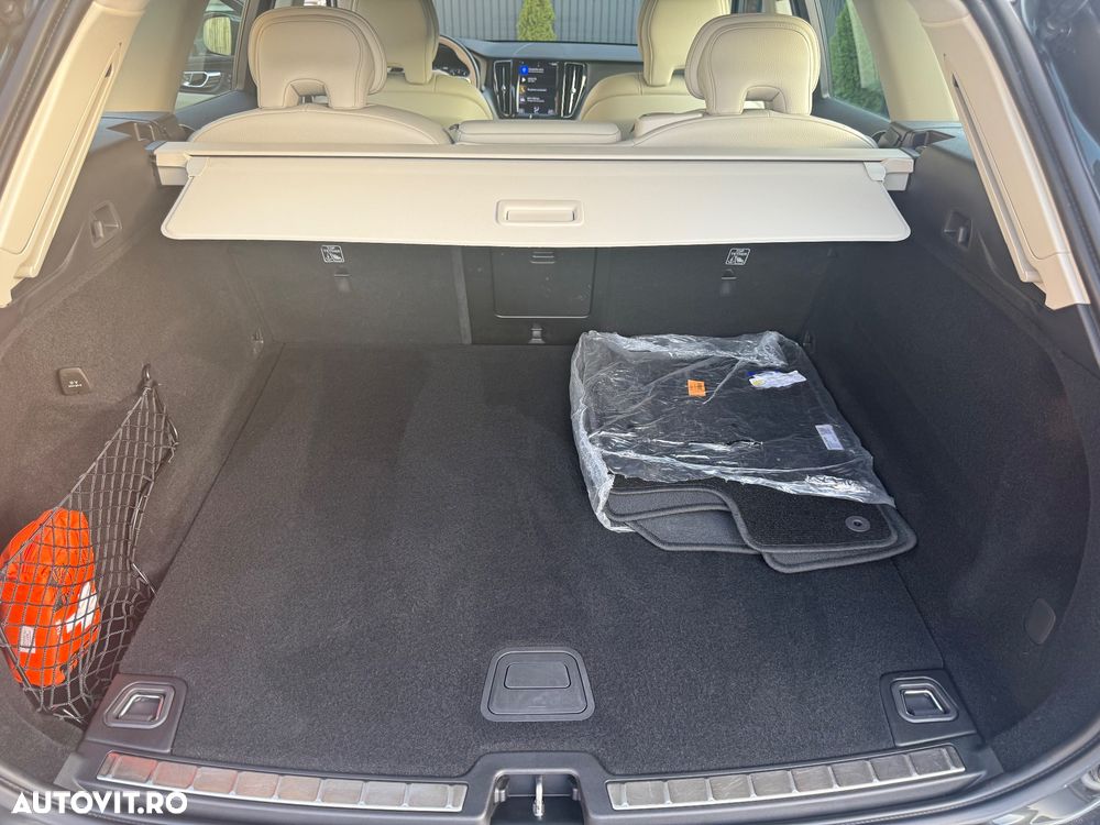 Volvo XC 60 B4 B Geartronic Momentum - 35