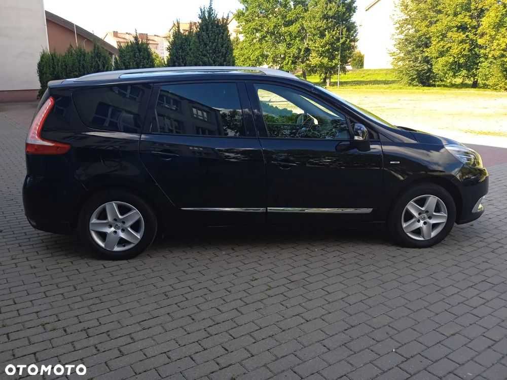 Renault Scenic - 9