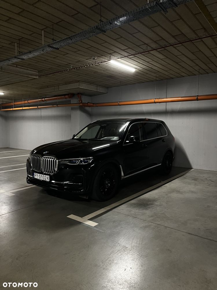 BMW X7 - 10
