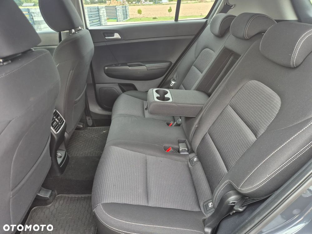 Kia Sportage 1.6 T-GDI 2WD DCT VISION - 17