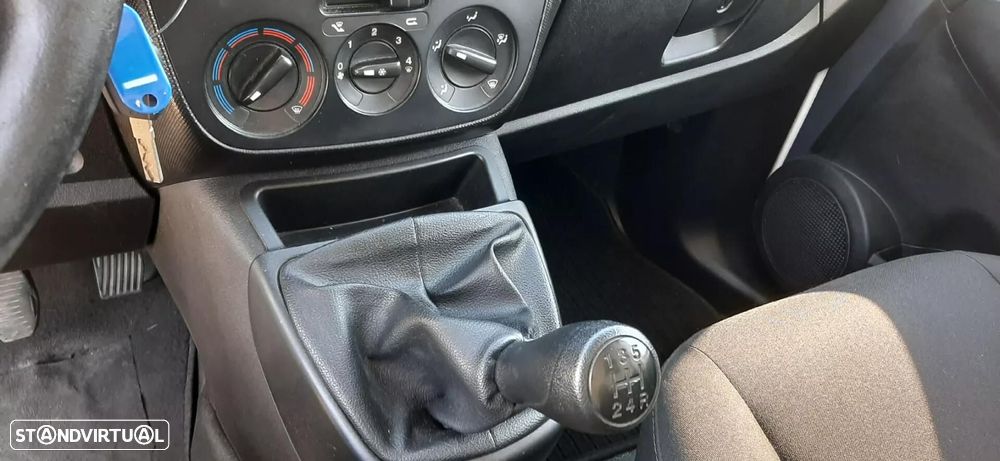 Fiat Fiorino 1.3 MJET SX - 34