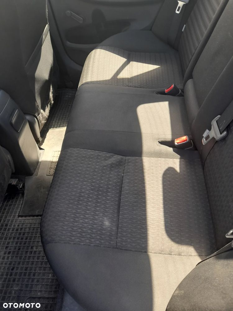 Toyota Corolla 1.6 Luna Start - 2