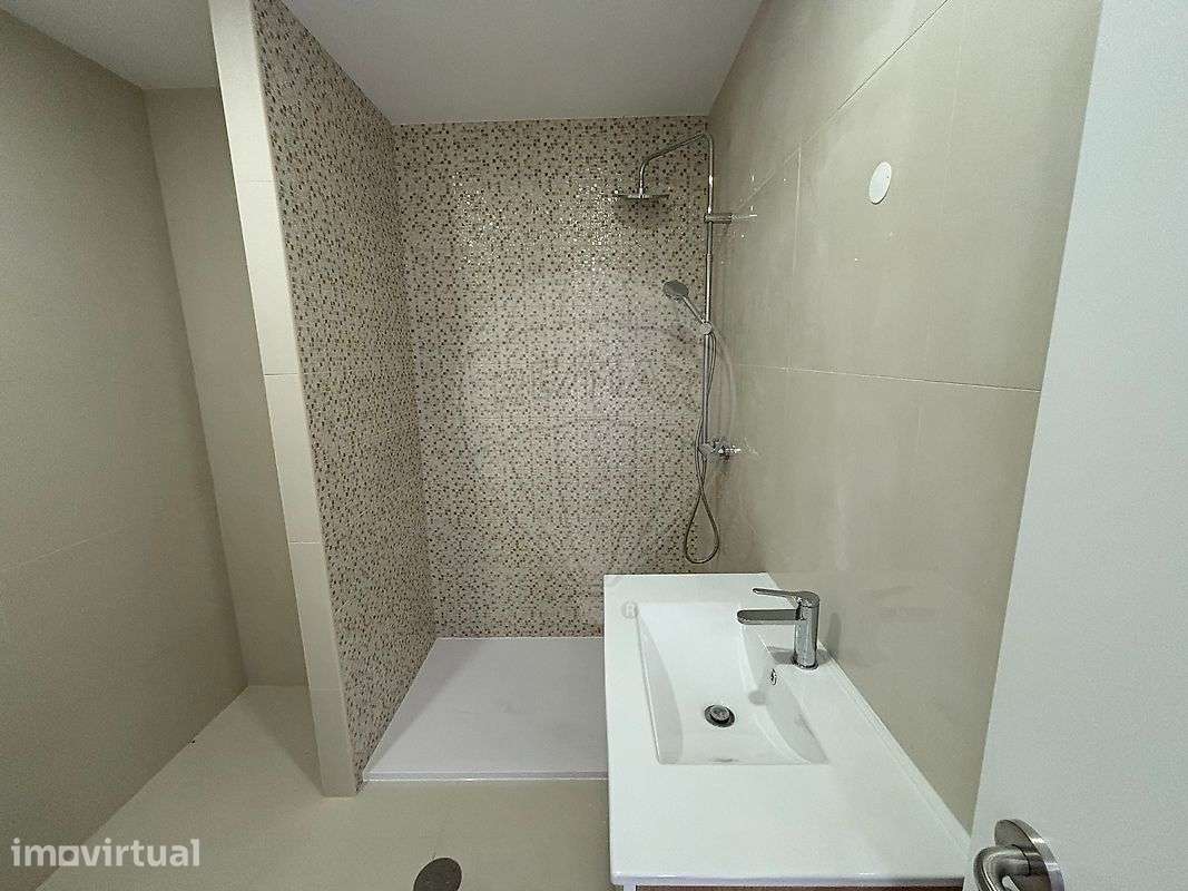 Apartamento T2 para arrendamento - Grande imagem: 5/14