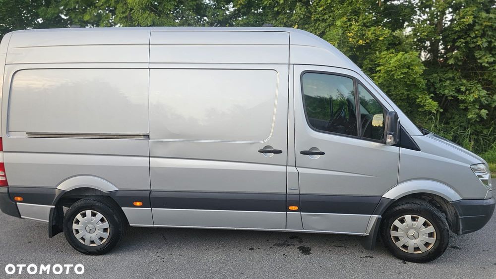 Mercedes-Benz Sprinter - 10