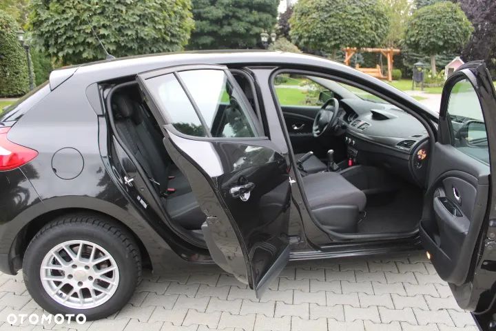 Renault Megane 1.6 16V Color Edition - 19