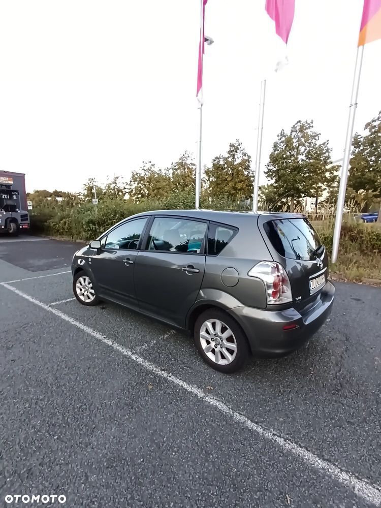 Toyota Corolla Verso 2.0 D-4D Prestige - 13