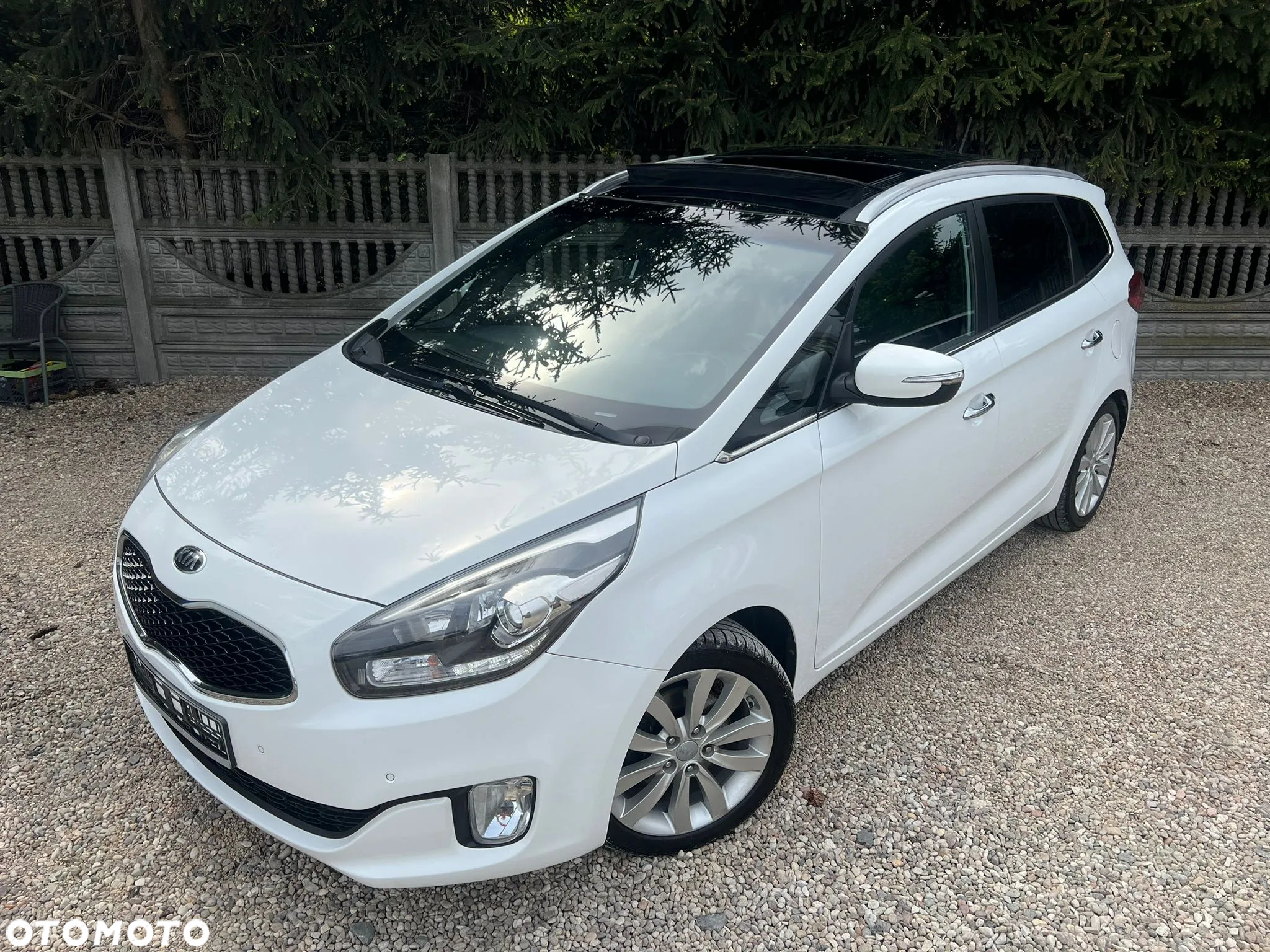 Kia Carens 1.7 CRDi XL 7os - 3