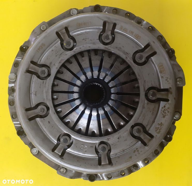 AUDI A4 B8 1.8 TFSI SPRZĘGŁO 0B1141117E - 1
