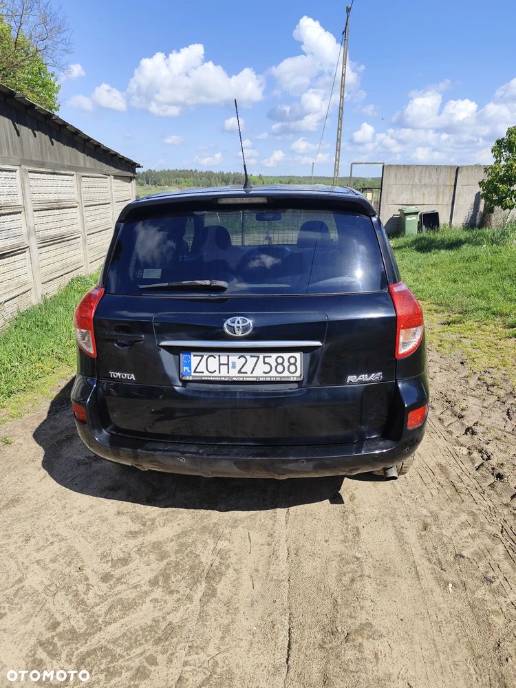 Toyota RAV4 2.2 D-4D 4x4 - 3