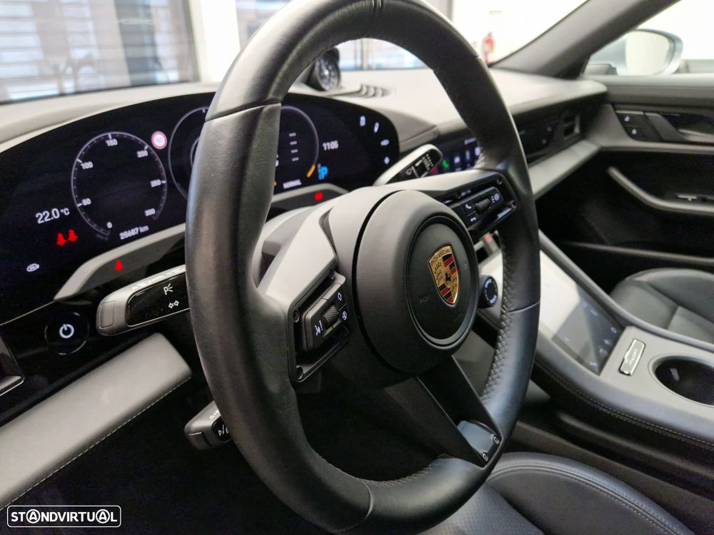 Porsche Taycan Standard - 17