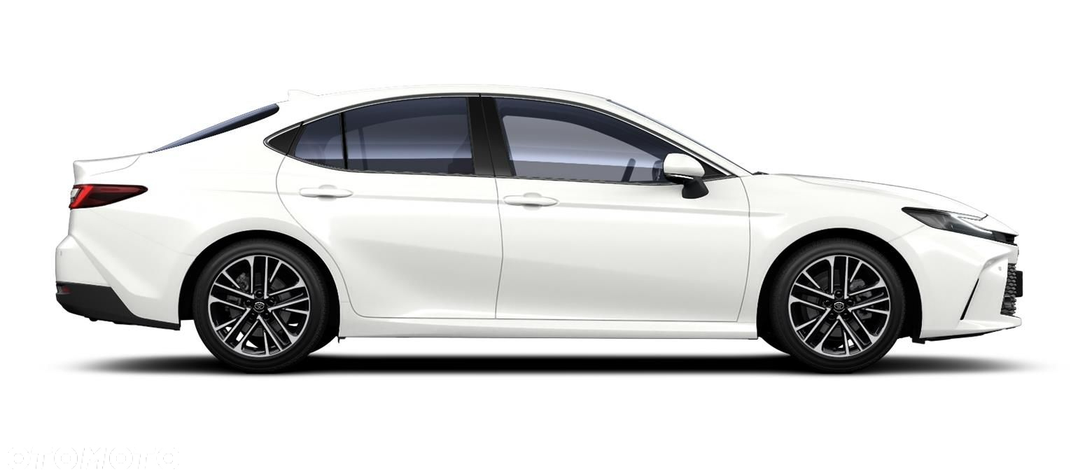 Toyota Camry - 2