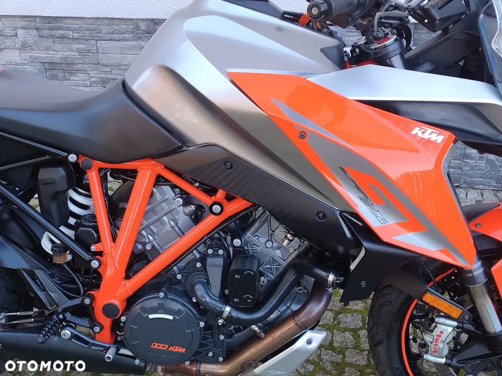 KTM Super Duke - 11