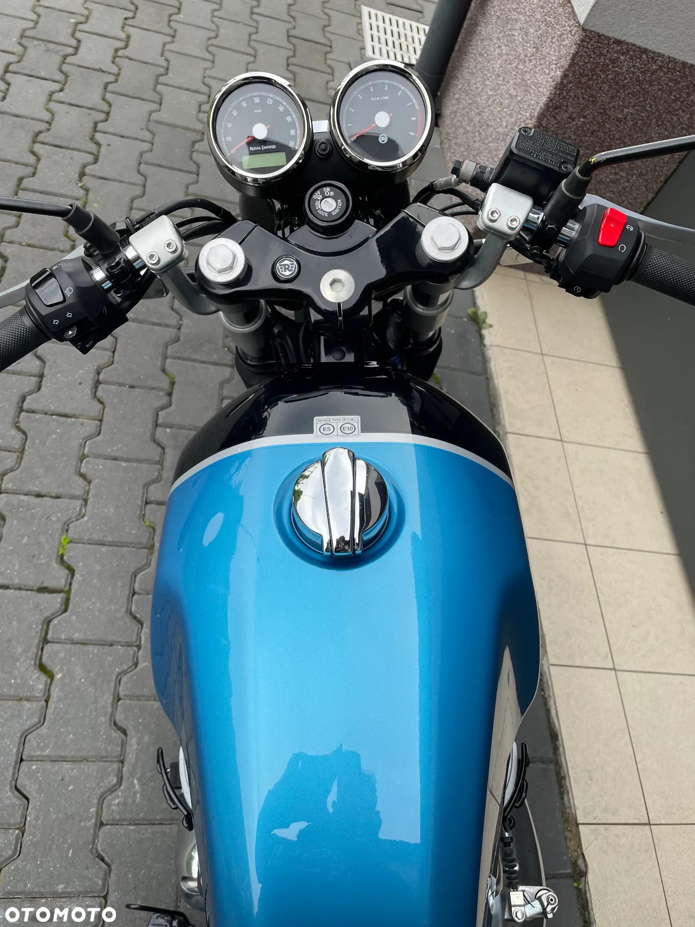 Royal Enfield Continental - 4