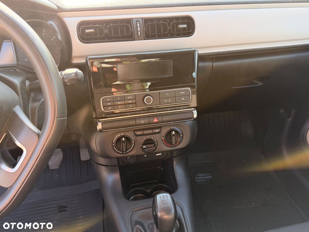Citroën C3 1.2 PureTech GPF Live - 13