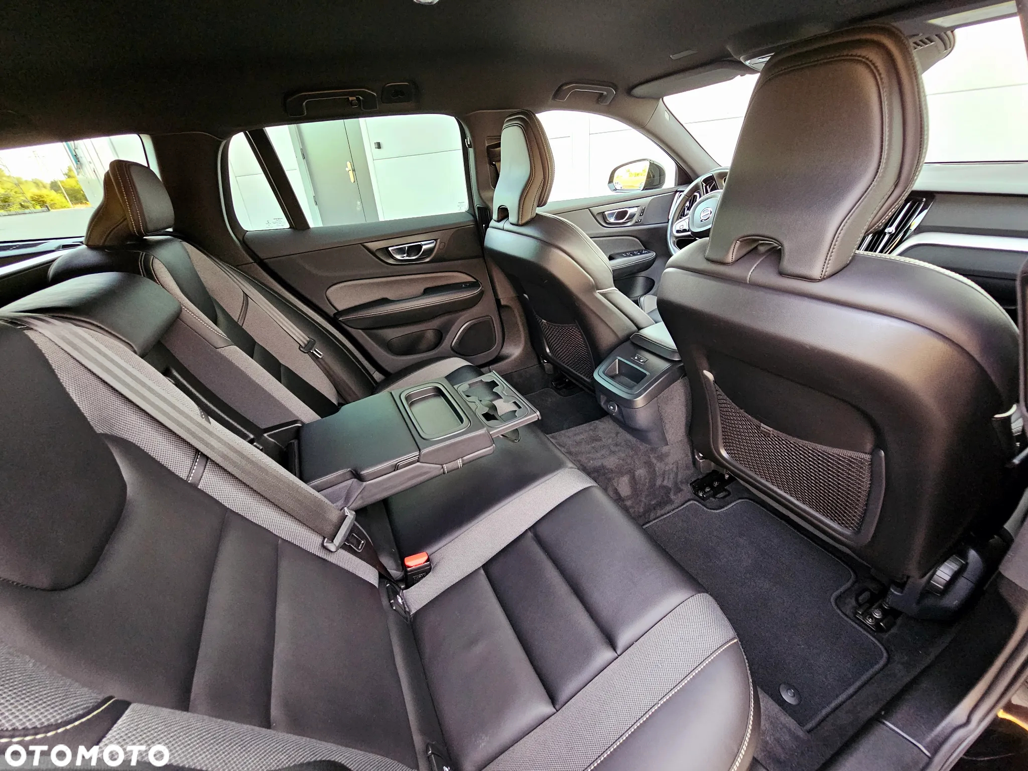 Volvo V60 B4 D Geartronic RDesign - 23