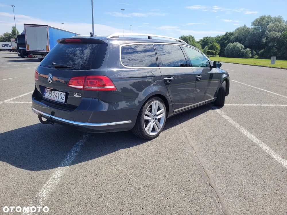 Volkswagen Passat 2.0 TDI Edition 40 DSG - 22