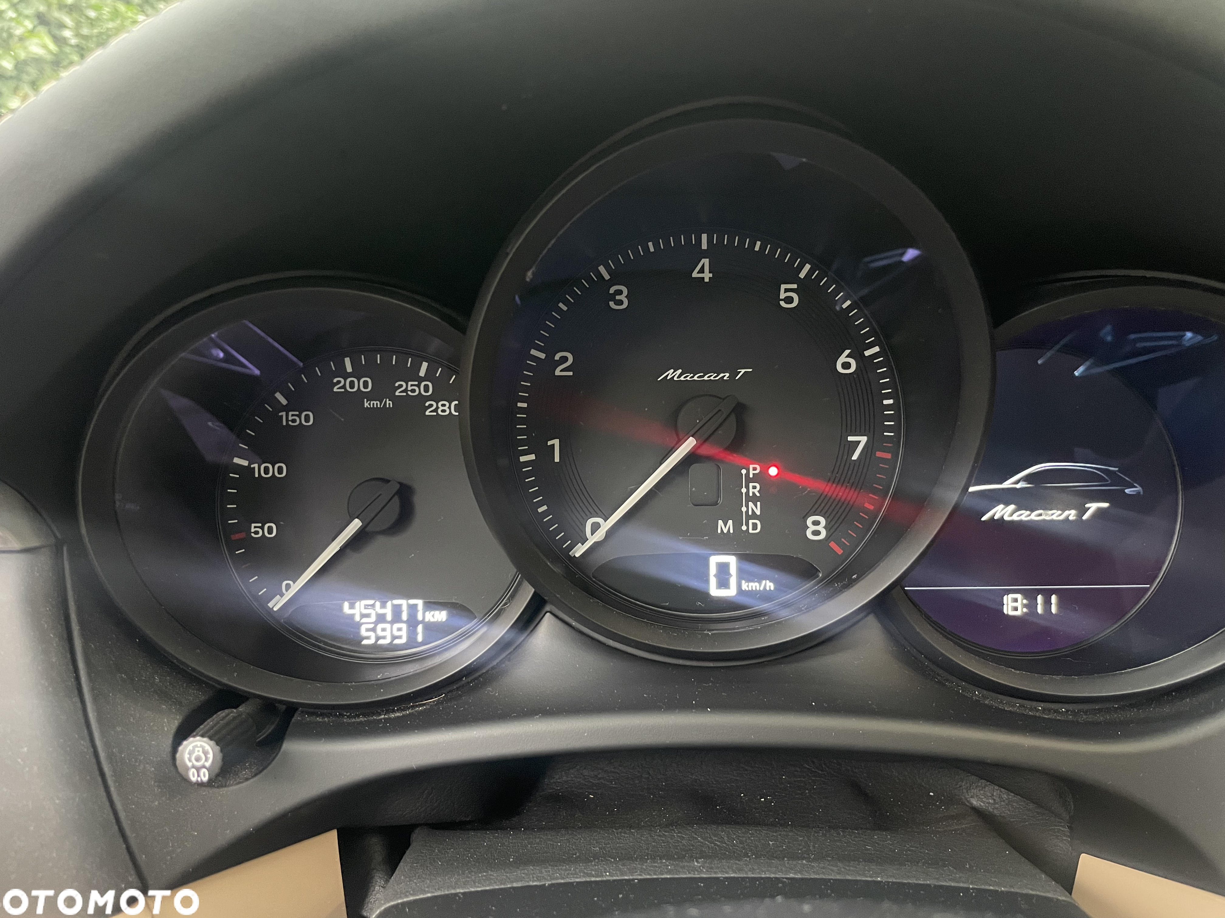 Porsche Macan T - 13