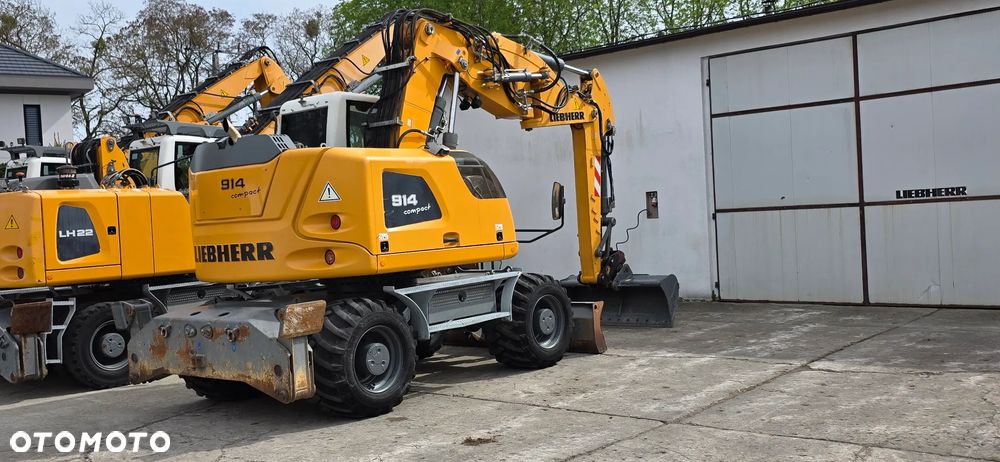 Liebherr A 914 COMPACT