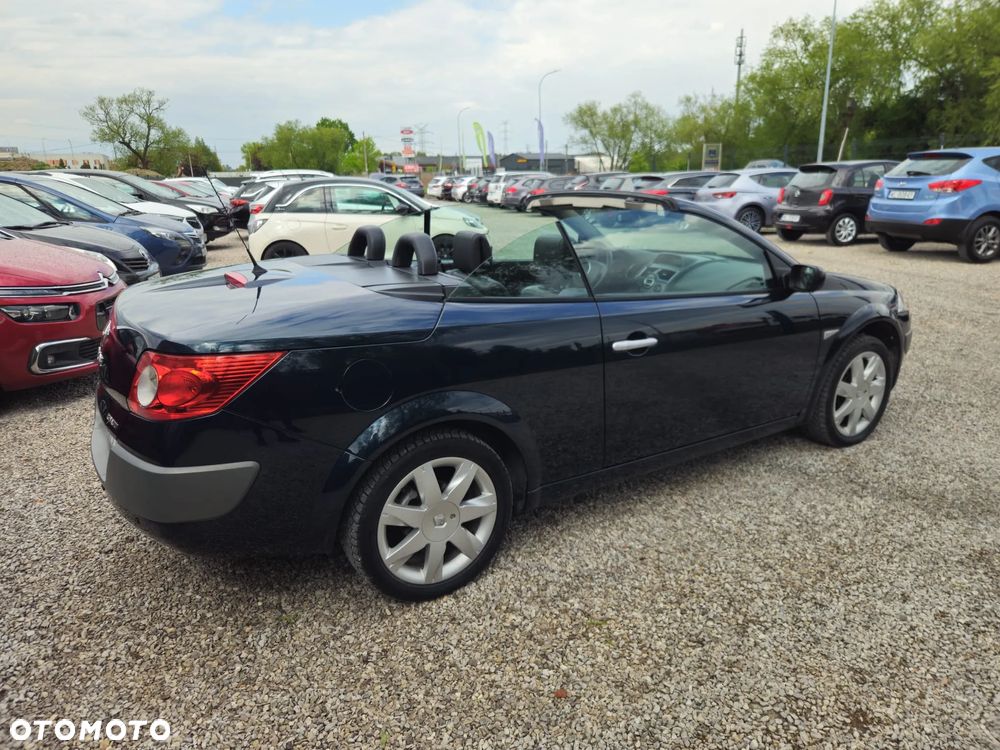 Renault Megane 1.6 Avantage - 22