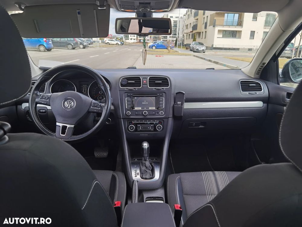Volkswagen Golf 1.6 TDI DPF DSG MATCH - 5