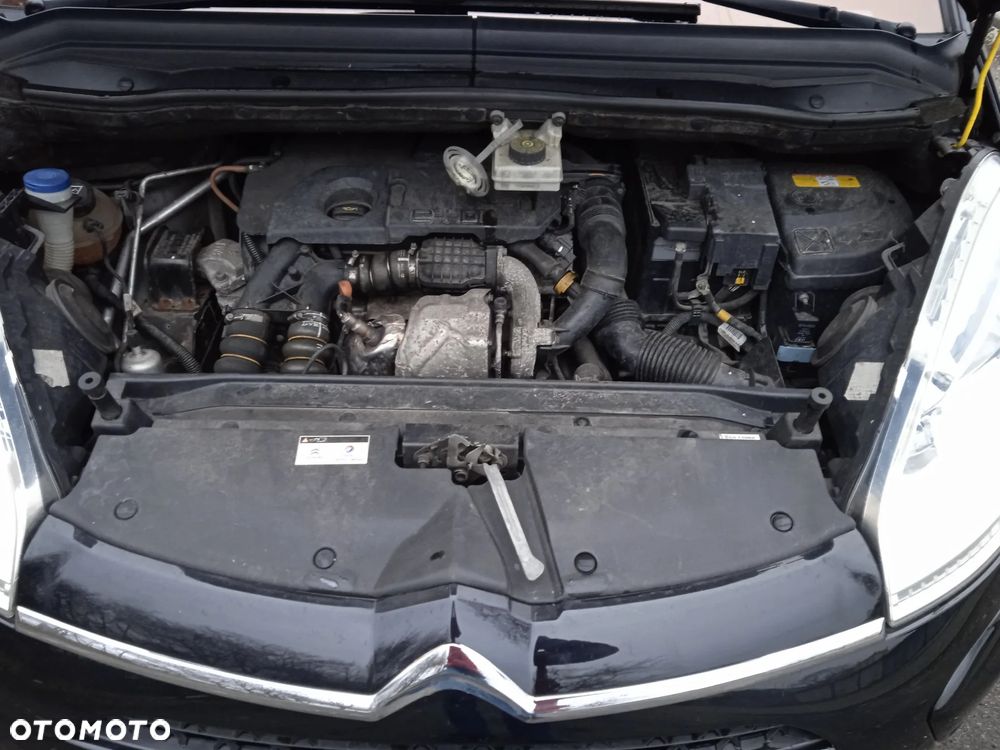 Citroën C4 ver-1-6-e--hdi-fap-egs6-exclusive - 5