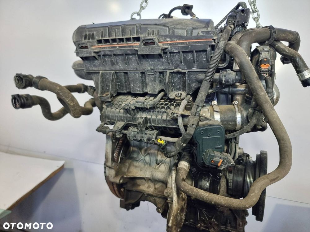 SILNIK KOMPLETNY CITROEN C4 CACTUS 1.2 PURETECH EB2DT - 1
